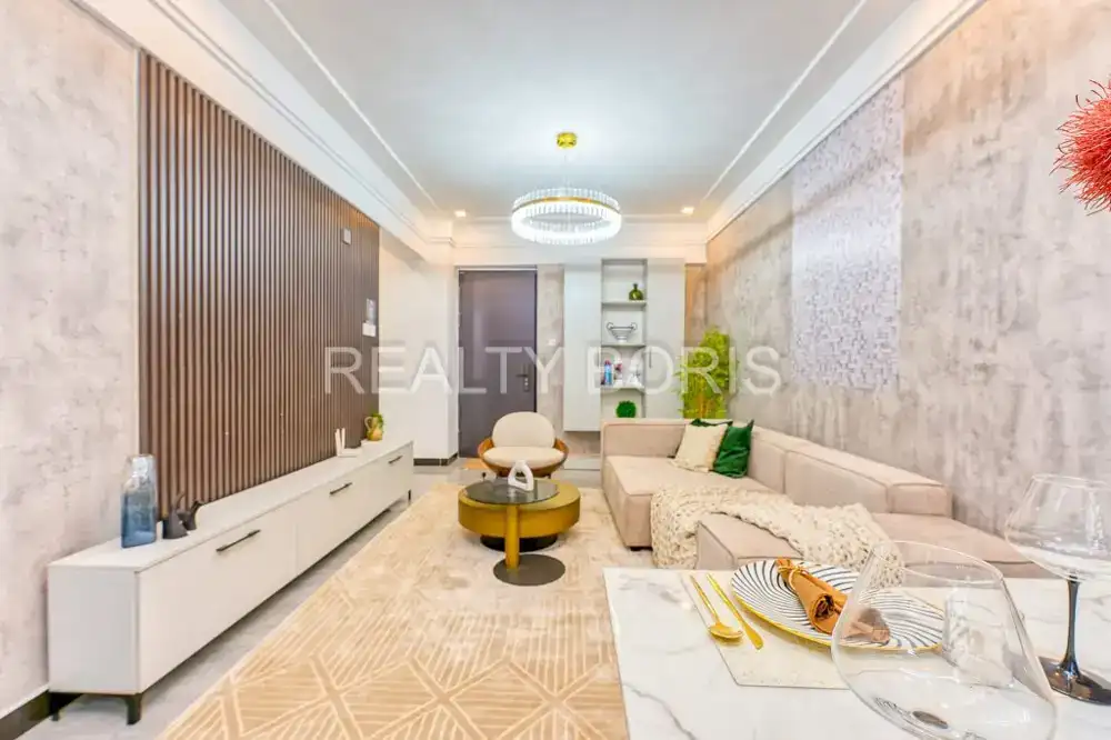 LUXURIOUS 1 BEDROOM IN LAVINGTON