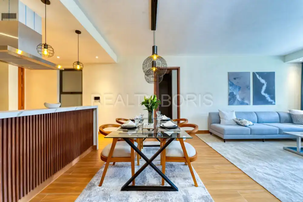LUXURIOUS 2 BEDROOM IN RIVERSIDE — Riverside