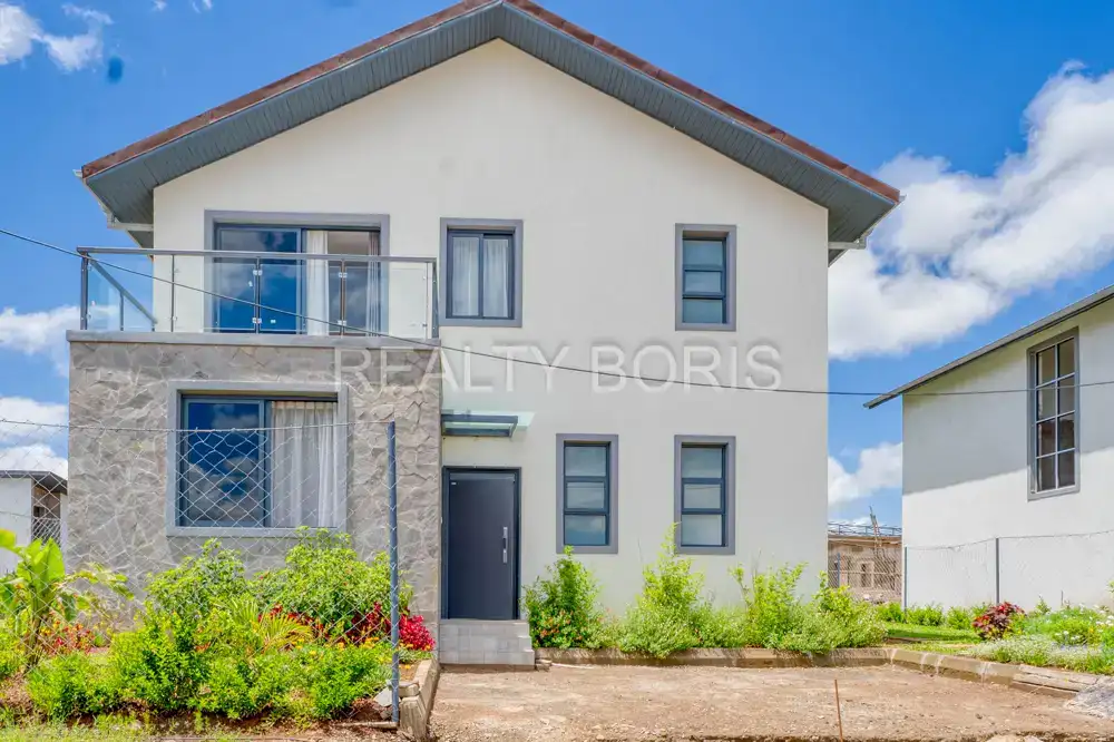 LUXURIOUS 4 BEDROOM TOWNHOUSE IN RONGAI