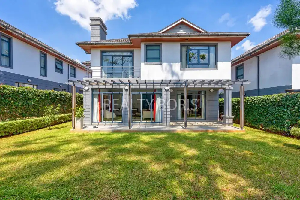 STUNNING 4 BEDROOM IN RUNDA — runda